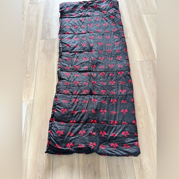 IN-N-OUT Insulated Sleeping Bag Promo Employee Issue Fleece collectable - Picture 10 of 10